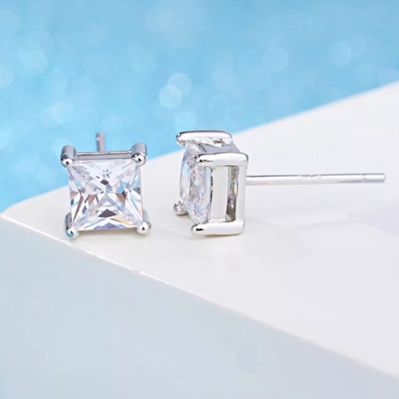 NEW 925 SILVER DIAMOND SQUARE STUD EARRINGS - Picture 5 of 7